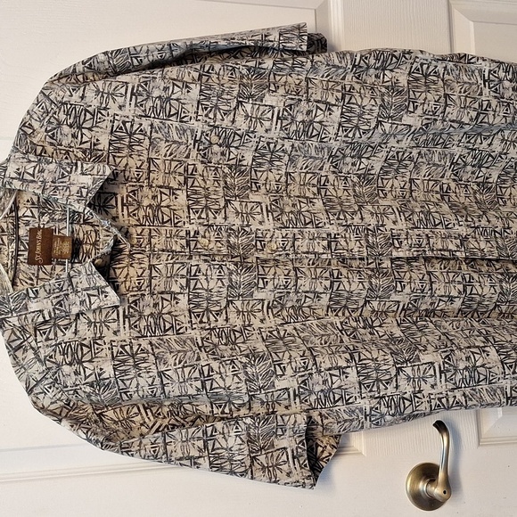 F mens St John's Bay casual button down shirt XXL.    Like new - Picture 1 of 3